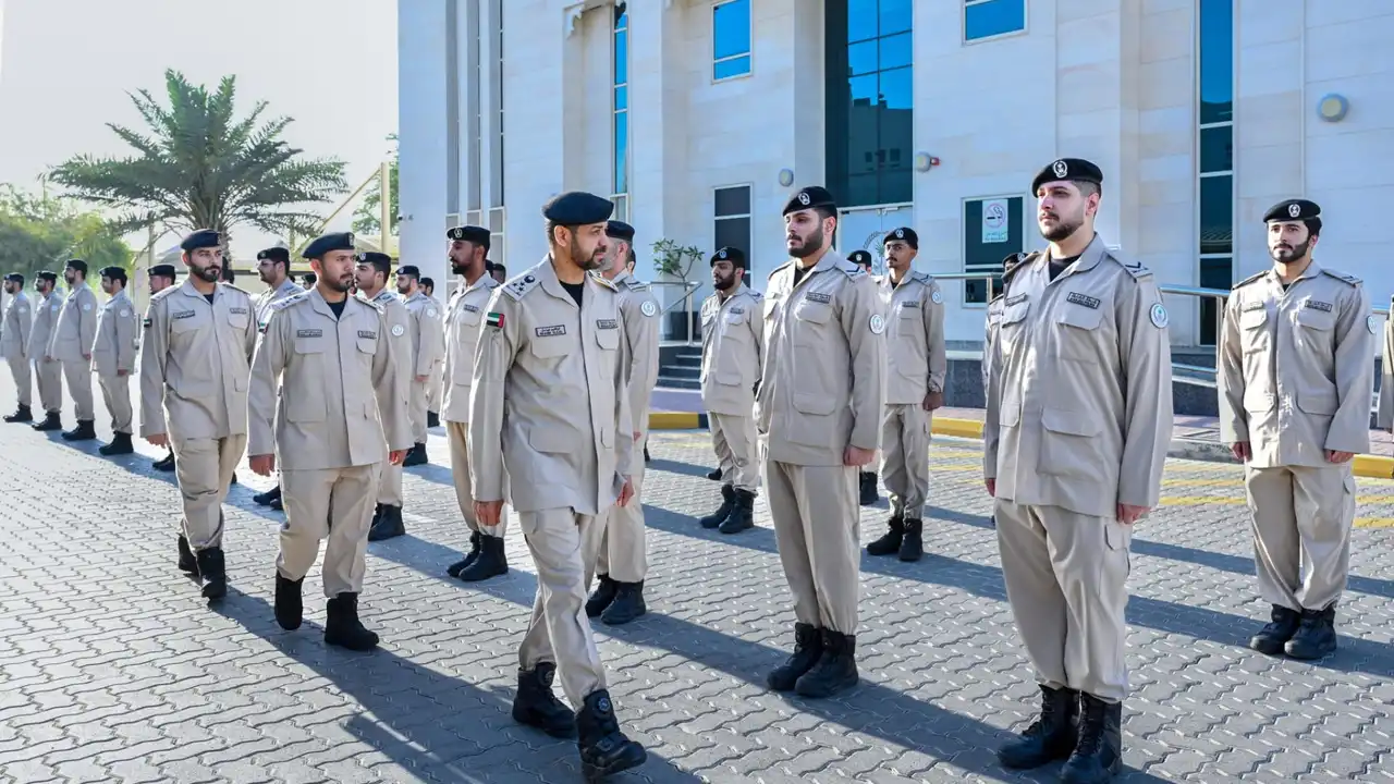 شرطة الشارقة تعزز التطوير المؤسسي من خلال جولات تفقدية جديدة